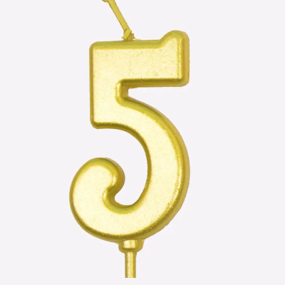Žvakė numeris 5 tortui